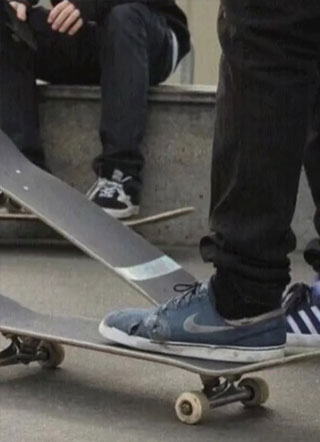 溺亡的无脚鸟沈斯缪小说